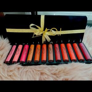 MOI Cosmetics set 12 lipstick loveMOI